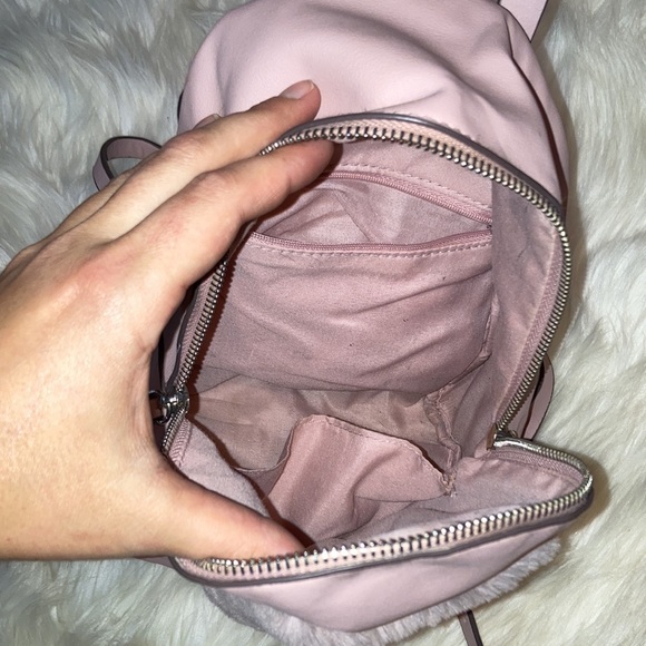 Y2K Fuzzy Pink Heart Mini Backpack EUC - Picture 5 of 7